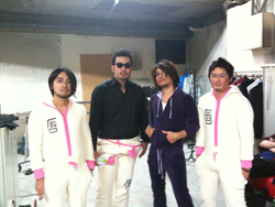 ���˥����饷����